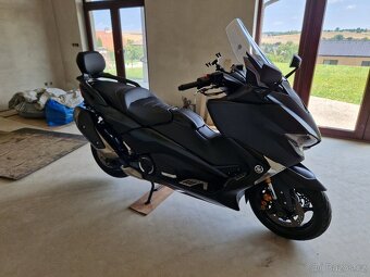 Skútr Yamaha T max 530 DX. - 7