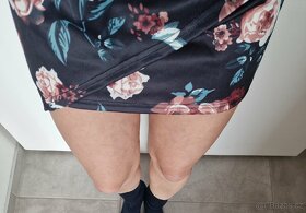 Nové sexy letní mini šaty minisaty vel M s květy asymetrické - 7