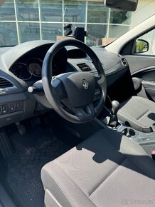 Renault Megane 1.6 - 7