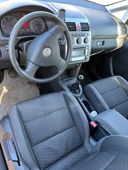 Vw Touran 2.0TDi 103kw, klima, Tažné, Výhřev.sed. - 7