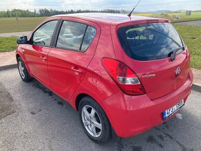 HYUNDAI I20 1,2i 57kW RV 2010 SERVISNÍ KNIHA - 7