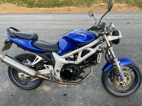 Suzuki SV650, rv 1999 + helma - 7