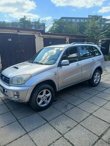 Toyota RAV4 - 7