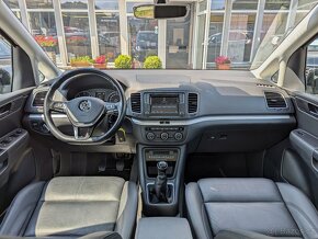 Volkswagen Sharan 2.0TDi 4x4 7MÍST KAMERA, ACC - 7