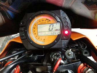 Prodám kawasaki Z1000, 2003, najeto 51 768 km - 7