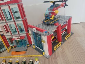 Lego city 60110 hasičská stanice - 7