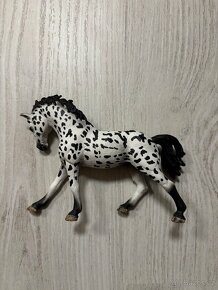 Schleich koně 1 - 7