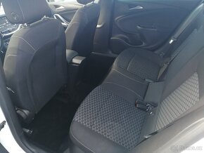 Opel Astra,1.6cdti,1.majitel Čr,DPH,servis,Winter packet - 7