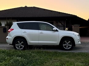 TOYOTA RAV 4 2.0i 116kw 4X4 156tis.km. AUTOMAT,PRA. SERVIS - 7