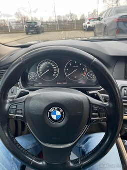 BMW 530d xDrive rok 2012 - 7