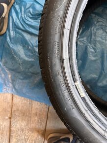 Prodám 4 zimní použité pneu  Pirelli Sotozero 275/40R19 245/ - 7