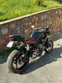 Triumph Street Triple 765 R - 7