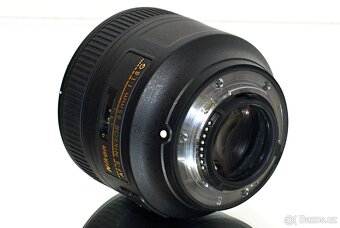 Nikon AF-S Nikkor 85mm 1:1,8G TOP STAV - 7