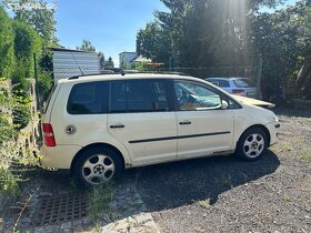 VW Touran 2.0i CNG 80kW, 2008, motor v chodu - 7