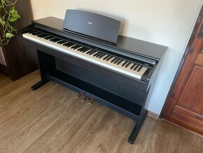 Piano YAMAHA - 7