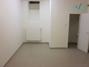 Pronájem nebytového prostoru, v OV, cihla, 20 m2, Krále Jiří - 7