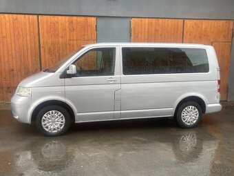 VOLKSWAGEN CARAVELLE 2,5 TDi - 7