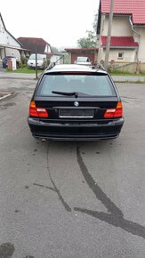 BMW 320i 2.0 - 7