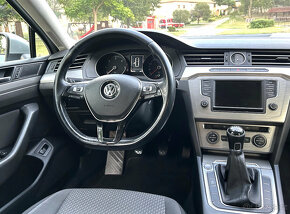 VW Passat B8, 2,0 TDI, nehavarovaný, TOP, M2015 - 7