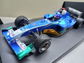 F1 SAUBER SHOWCAR 2005 JACQUES VILLENEUVE MINICHAMPS 1:18 - 7