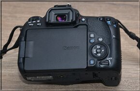 Canon EOS 77D + Objektiv EFS 18-55mm 1050 Exp. - 7