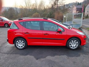 Prodám Peugeot 207 SW 1,4 i - 7