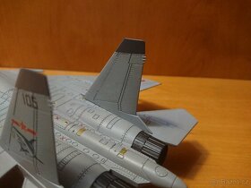 J-15 Carrier - model letadla 1:72 - 7