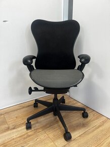 Herman Miller Mirra Full Option Butterfly - 7