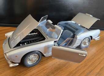 Maserati 3500GT Vignale (1959) RICKO 1:18 - 7