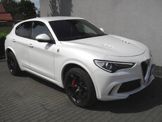 Alfa Romeo Stelvio 2.9 Tw-Turbo V6 Quadrifoglio 1.250.000Kč - 7