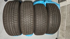 Prodám zimní pn. CONTINENTAL WinterContact TS870P 215/55 R17 - 7