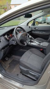 Peugeot 3008 1,6 hdi, po STK+4×zimní pneu střešní nosič. - 7