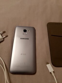 Samsung Galaxy J6 - 7