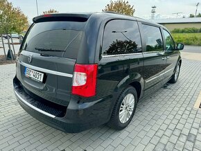 LANCIA VOYAGER 2.8CRD GOLD STOWnGO 7 míst - 7