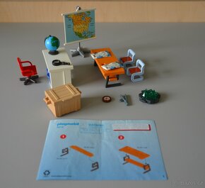 Playmobil 9455 - Učebna dějepisu + 9810 - Učebna zeměpisu - 7