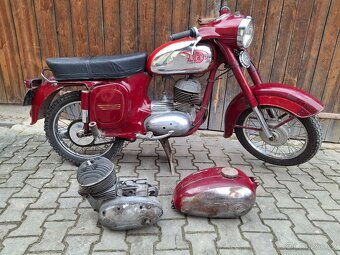 ČZ 125 / 175 deluxe - 7