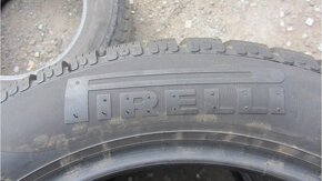 Zimní pneu 215/55/17 Pirelli - 7