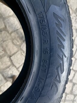 175/65/15 zimni pneu MICHELIN a VREDESTEIN 175/65 R15 - 7