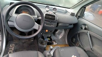 Smart FORTWO 0.7turbo 45kW rok 2002 - 7