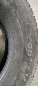 Prodám zimní pneu 215/70R15C 109/107 - 7