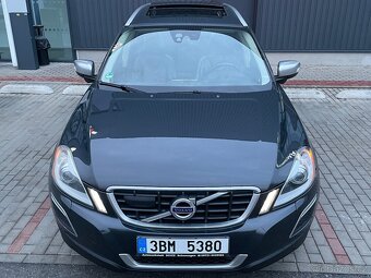 Volvo XC60, 2.4 D5 4x4 R-design - 7