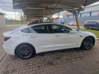 TESLA MODEL 3 LONG RANGE DUAL MOTOR 4X4 8/2020 60TKM ZÁRUKA - 7