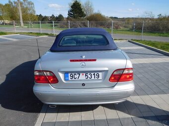 Mercedes-Benz CLK 200 2.0 i Cabrio, 100 kW, Kůže - 7