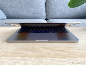 Apple MacBook Pro 13" (2019) - i7 2,80GHz, 16GB, 512GB SSD - 7