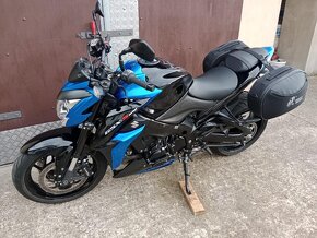 Suzuki GSX S 1000 - 7