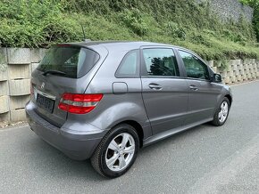 Mercedes Benz  B 200  2.0 i benzín - 7