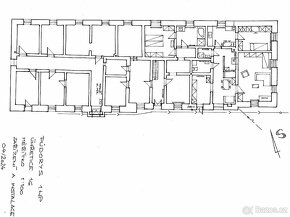 Rodinný dům s pozemkem 2.214 m2 60 m od zastávky MHD Pardubi - 7