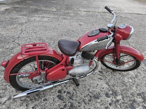 Jawa 250 pérák - 7