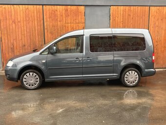 VOLKSWAGEN CADDY MAXI 2,0 TDi 7míst, ROZVODY,OLEJ - 7