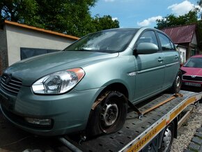 Hyundai Accent - 7